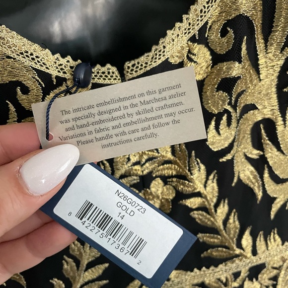 NWT Marchesa Notte Fluttersleeve gown sz14 - Picture 8 of 8